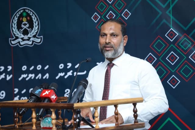 ރަސްމާލެ މަޝްރޫއާ ބެހޭގޮތުން ބަސް ބުނަން ތެދުވާންޖެހޭ: އިމްރާން
