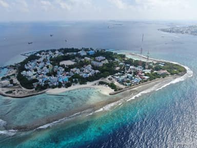 ޑްރަގް އޮޕަރޭޝަނެއްގައި ފިލްމީދާއިރާގެ ތިން މީހަކު ހައްޔަރުކޮށްފި