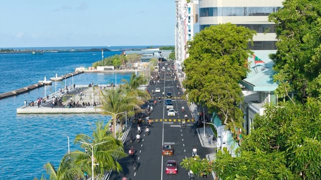 ބޮޑުތަކުރުފާނު މަގުގައި އަލަށް ތަރައްގީކުރި ސަރަހައްދު ހުޅުވާލައިފި