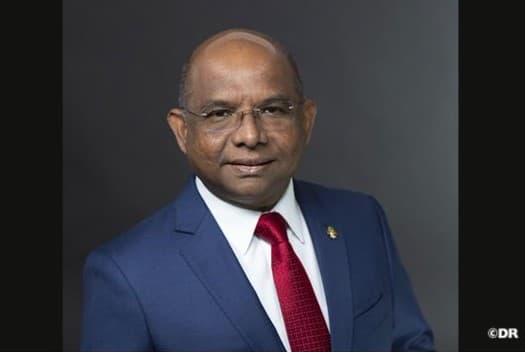 ގައުމެއް ކުރިއަރައިދާނީ ޒުވާނުންގެ އަޑުއަހައިގެން: ޝާހިދު