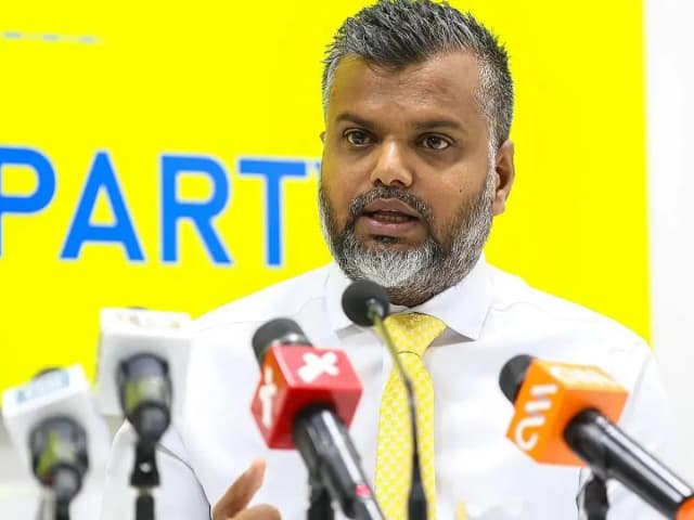 އެމްޑީޕީ ވެރިކަމަށް އައިސް މެންބަރުންގެ އަގު ވަޒަން ކުރަންޖެހޭ: ހުސައިން ހަސަން