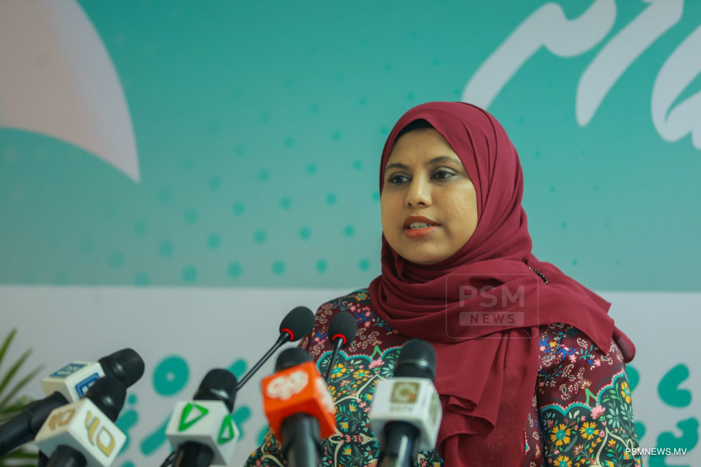 ލިޔުންތެރިންނަކީ ތަހުޒީބީ ފިކުރު ދަރީންގެ ހިތްތަކުގައި އަށަގެންނެވި ބައެއް: ހީނާ