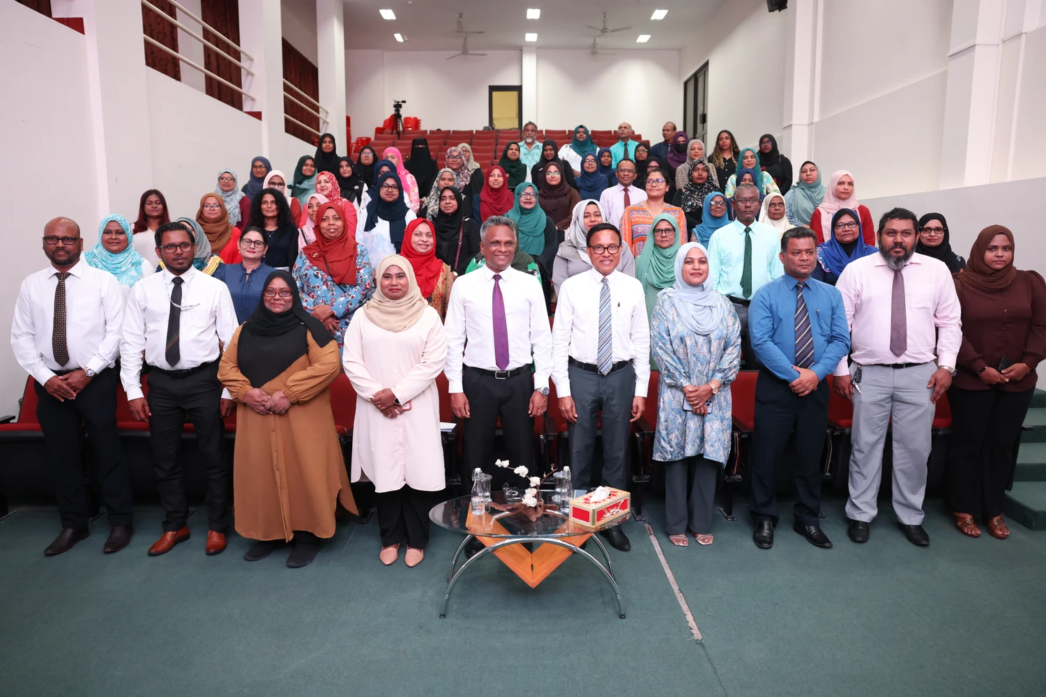 ސަތޭކަ މަސައްކަތްތެރީން އުފެއްދުމުގެ މަސައްކަތް ފަށައިފި