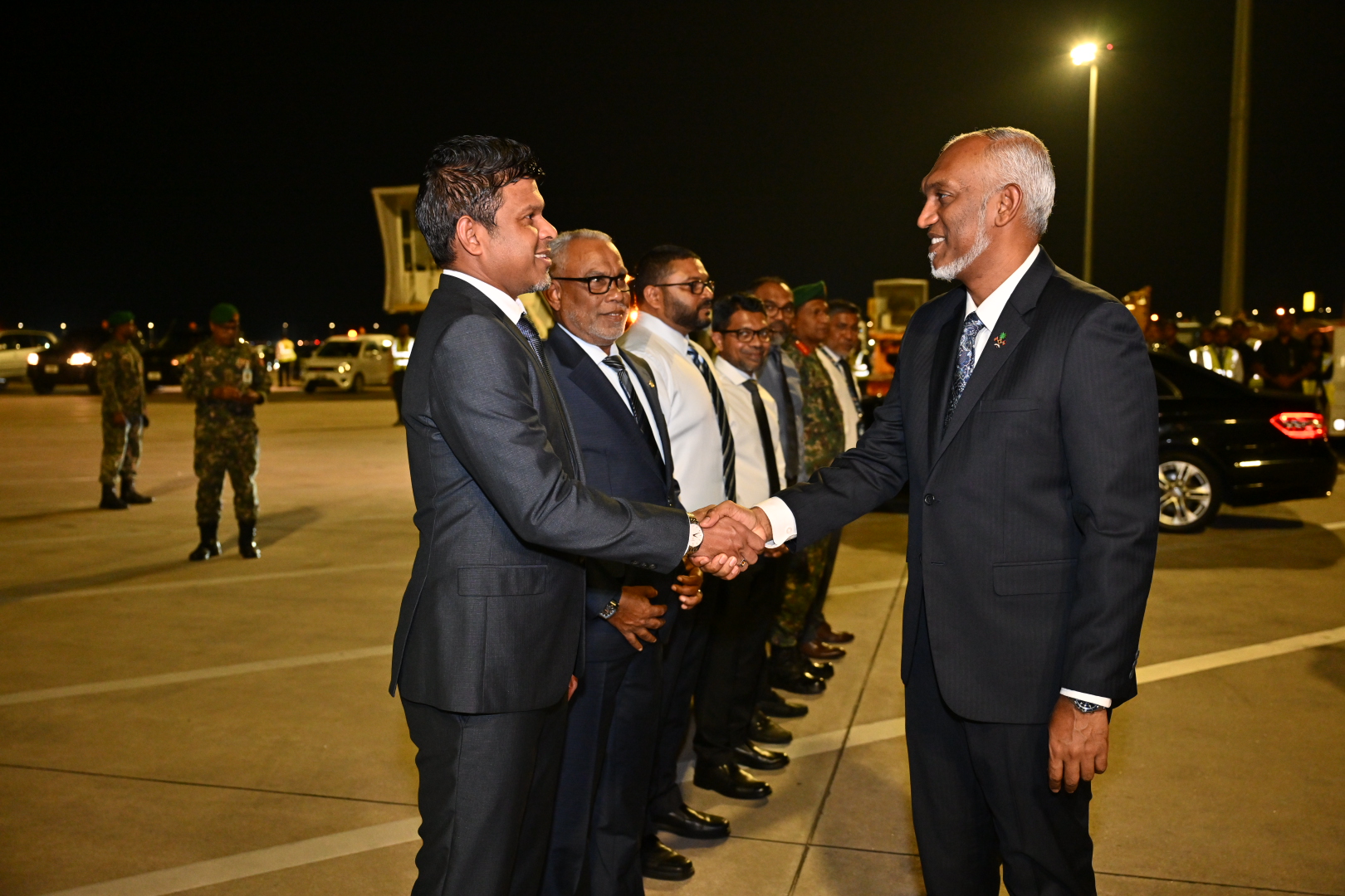 ‎ރައީސް، ރަސްމީ ދަތުރުފުޅެއްގައި އެސްޓޯނިއާއަށް ފުރާވަޑައިގެންފި