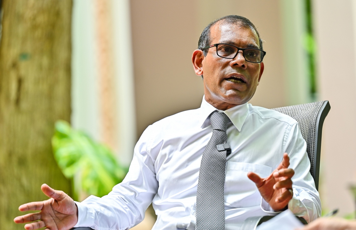 އިހަށް މަޑުކޮށްލާ: ނަޝީދު