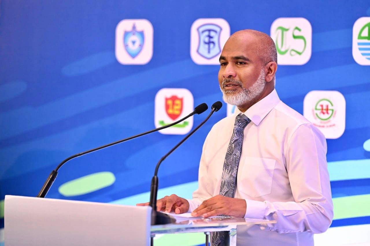 ހެޔޮ ސިފަތައް ވާރުތަކޮށްދިނުމަށް މަސައްކަތްކުރަނީ މުދައްރިސުން