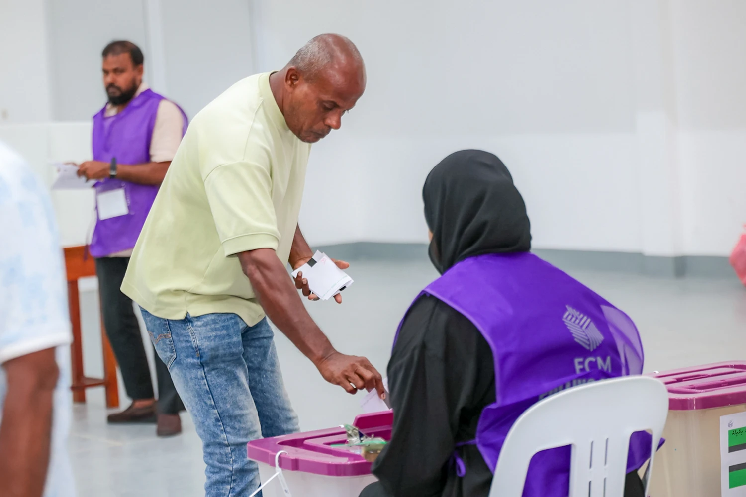 ރަކީދުއާއި ރަތްމަންދޫގެ އިންތިޚާބު ޖޫންމަހު ބާއްވާ ގޮތަށް ހަމަޖައްސަވައިފި