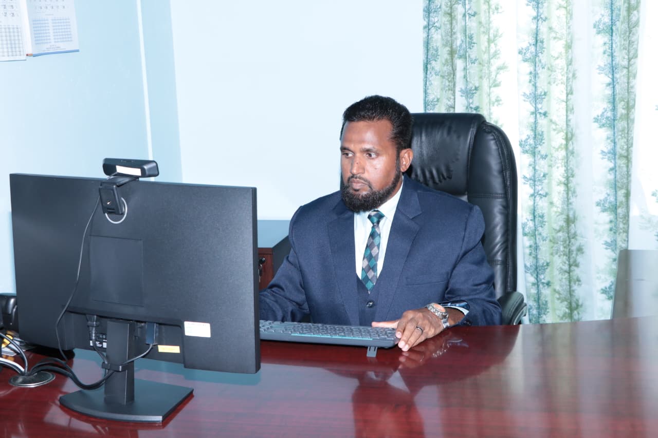 މުޙައްމަދު ނިޔާޒު: އެގްޒެކެޓިވް ލީޑަރެއް، އައު ފުރުޞަތުތަކަށް ތައްޔާރު!